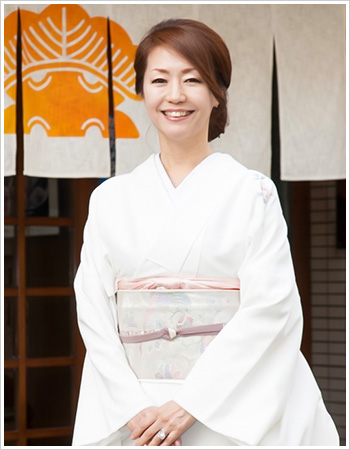 女将　米替由美子